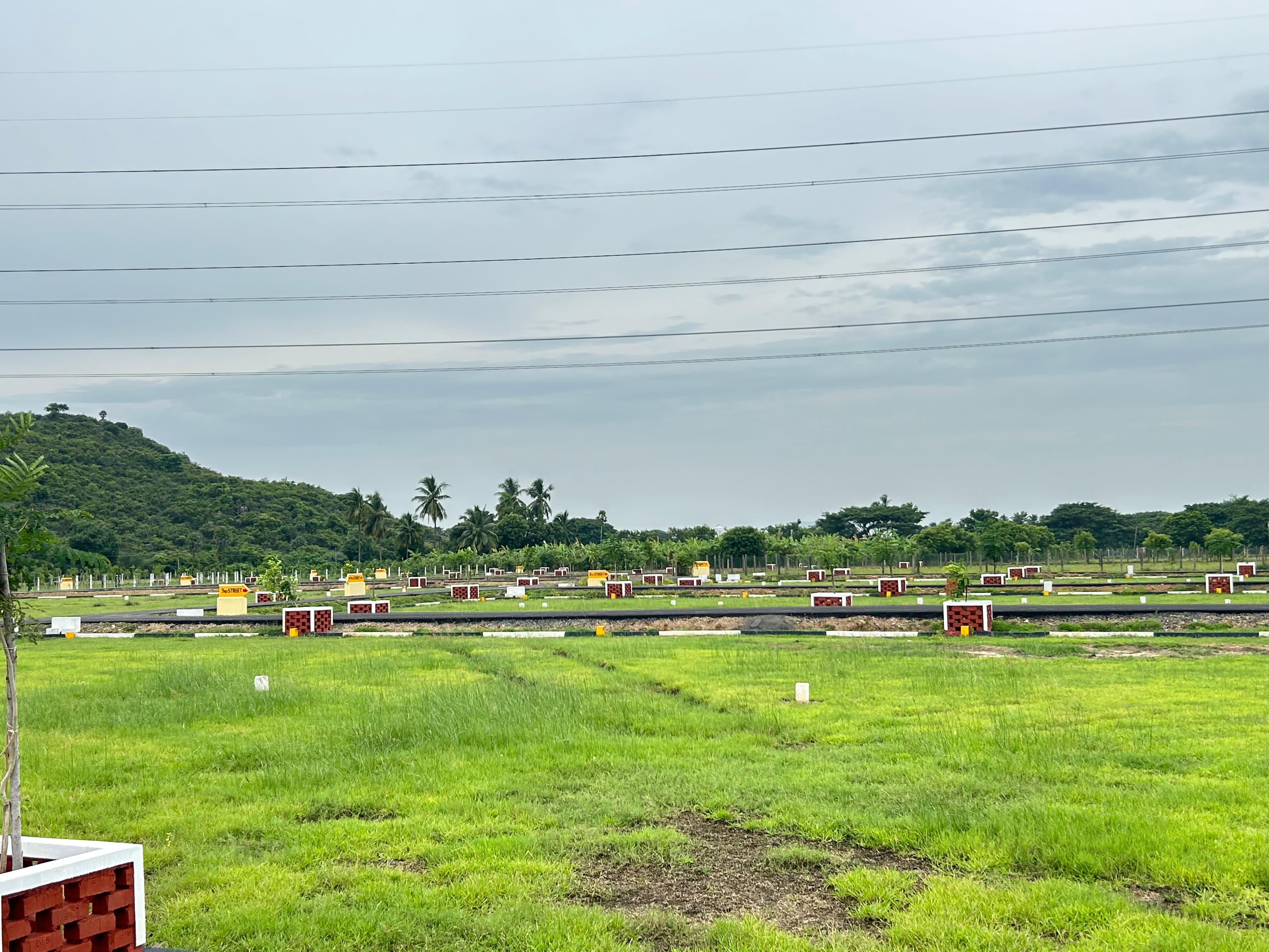 Premium villa plot for sale in Mahindra World City